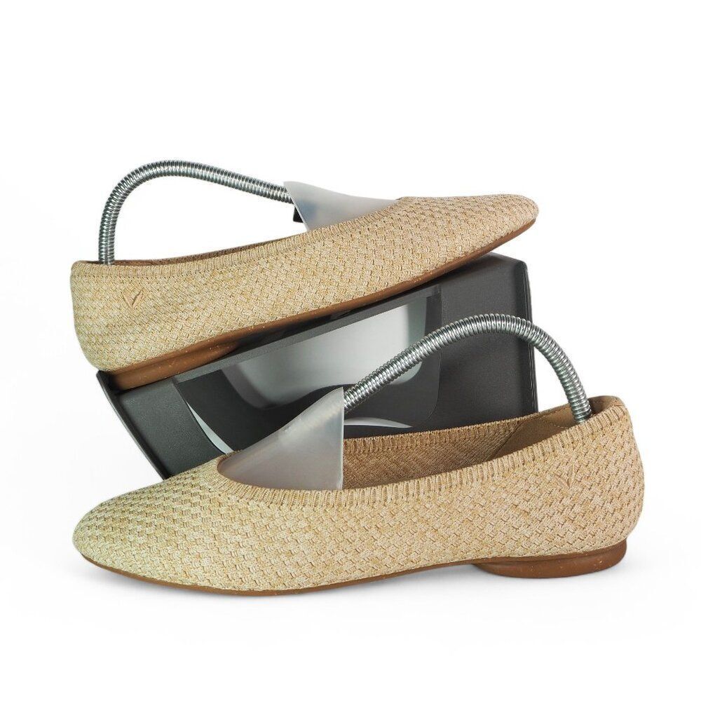 Elegant Tan Women's Flats